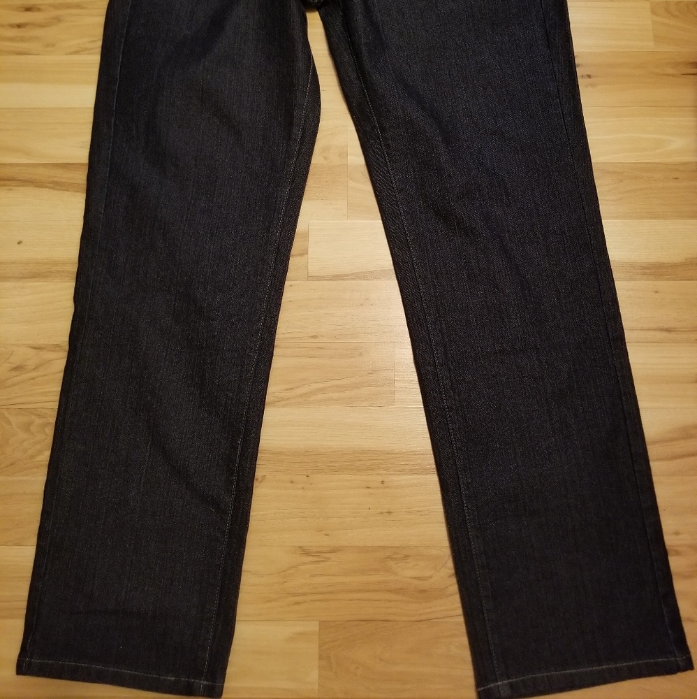 Jeans - Picture 3 of 5